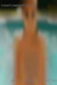We can chat in El Monte, and swingers see if we click.